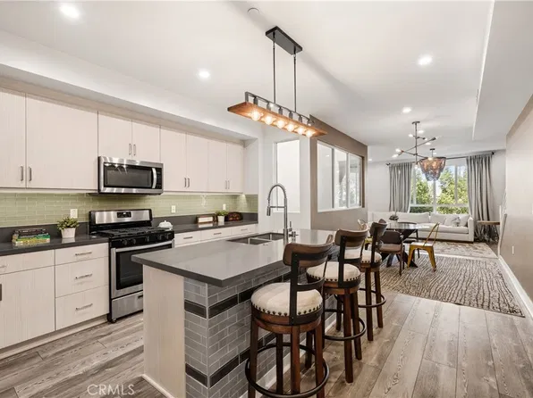 14115 W Monroe Pl, Van Nuys, CA 91405