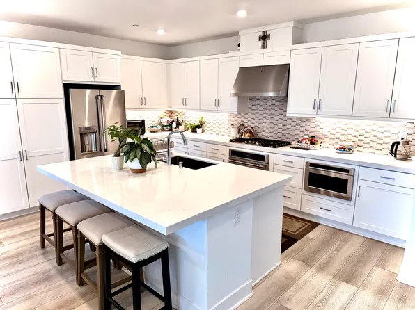 27139 Tamarack Ln, Stevenson Ranch, CA 91381
