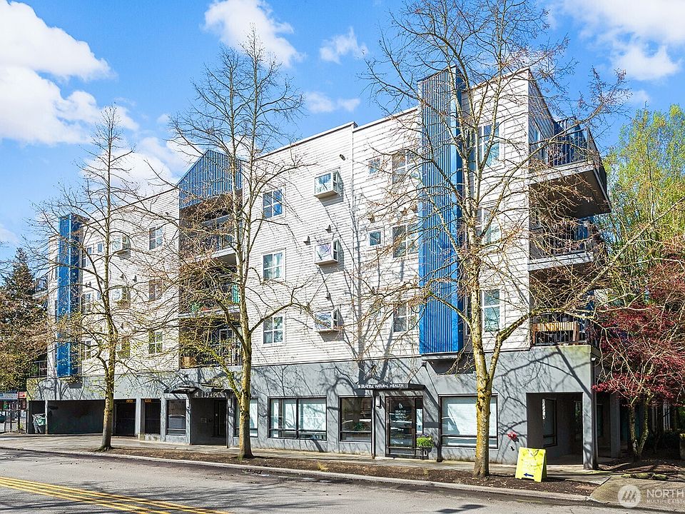 1st image of 12345 Roosevelt Way NE #209