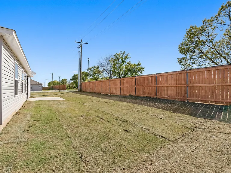 801 Belhaven Rd — Photo 28