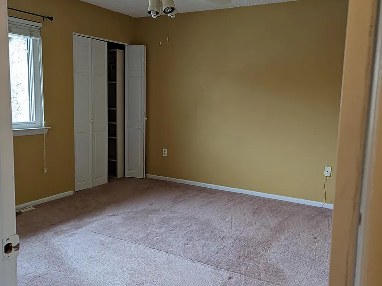 220 Hampshire Dr #220 — Photo 10