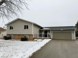 10995 97th Pl N, Maple Grove, MN 55369