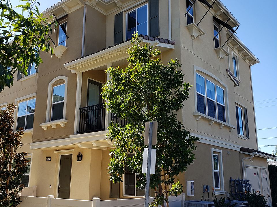 1st image of 1605 E Lincoln Ave