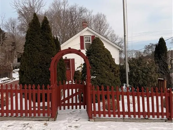 54 Mapleville Main St, Burrillville, RI 02839