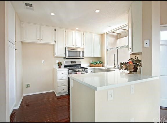 5th image of 76 Verdin Ln