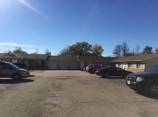 3102 W Lake Ave APT D, Peoria, IL 61615