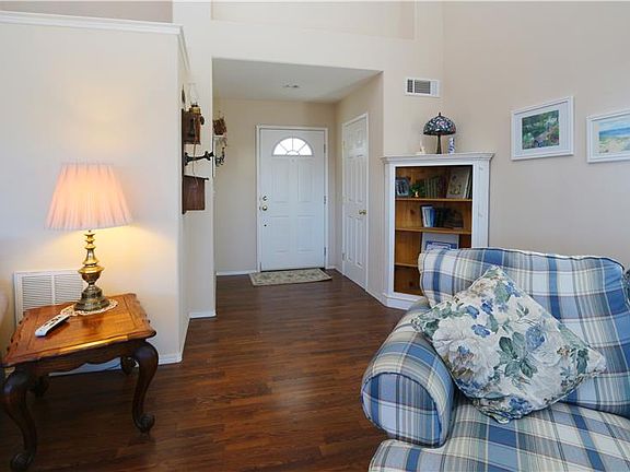 3rd image of 1841 N Melanie Ct