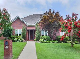 21 Montagne Ct, Little Rock, AR 72223