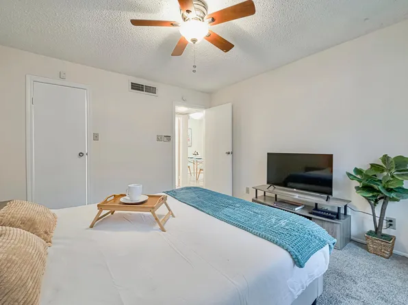 7900 N Stadium Dr APT 126, Houston, TX 77030