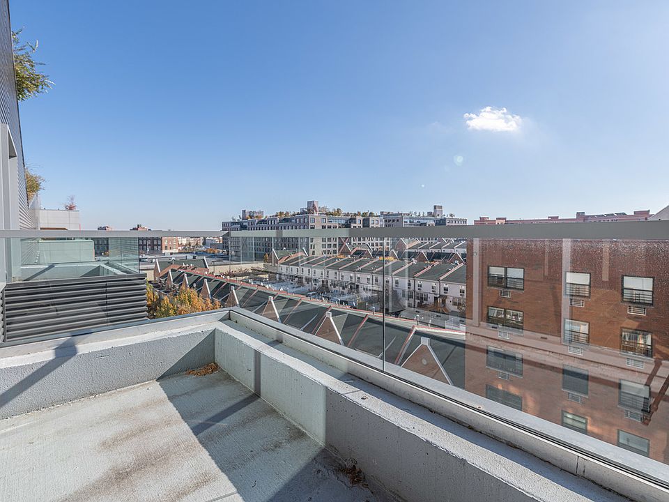 1st image of 10 Montieth St #790
