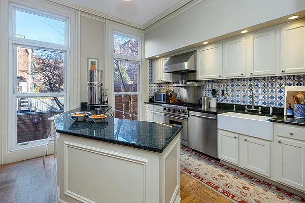 Rented by Brown Harris Stevens | media 28