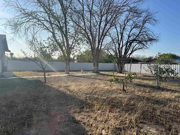 5th image of 217 Grissom Dr