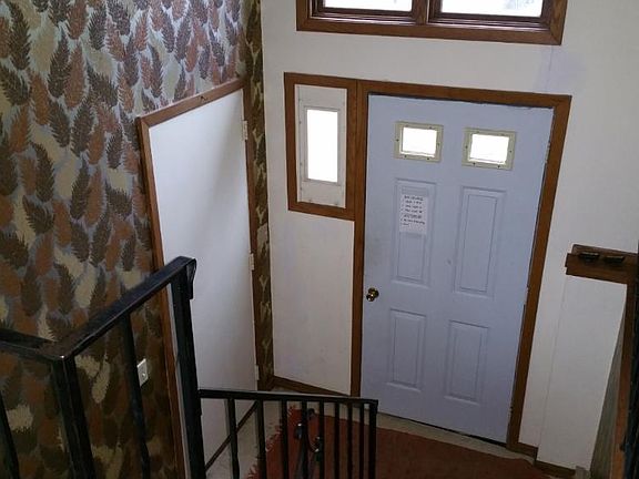 4th image of 23121 E Martin Lake Dr NE