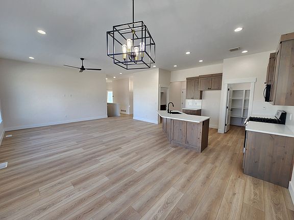 4585 Rustle Road_4_12032024