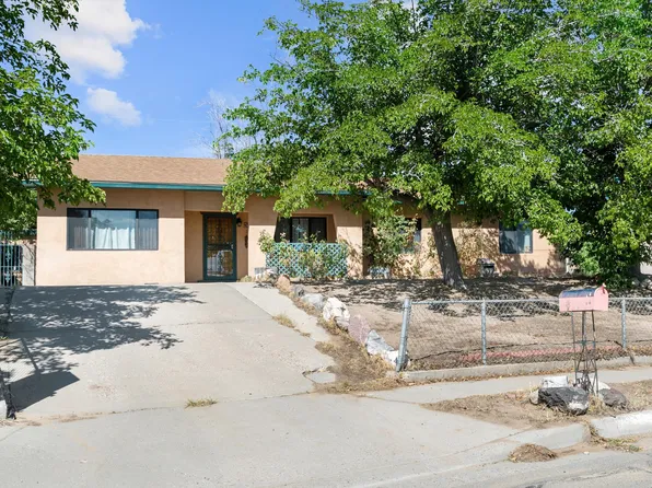 1513 Gschwind Pl SW, Albuquerque, NM 87121