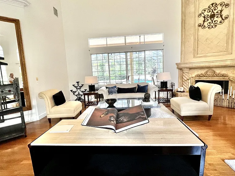 2050 Windsock Way — Photo 5