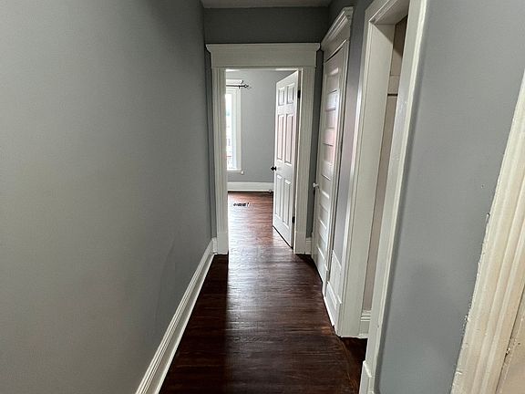 2nd image of 293 Dalhousie St Unit 2
