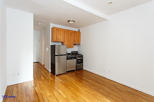 1st image of 505 E 88th St #5FW
