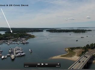 41 Redwood Rd, Sag Harbor, NY 11963