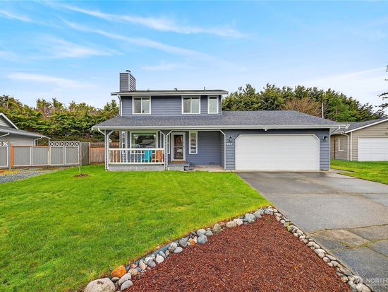 861 NW Haslo Pl, Oak Harbor, WA 98277