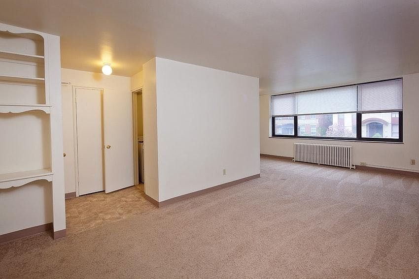1st image of 234 Melwood Ave