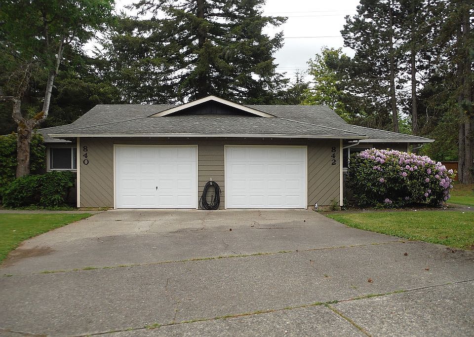 1st image of 840 Soroya Dr SW