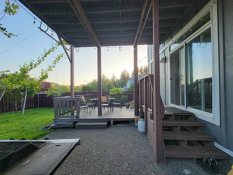2894 SE Hale Way — Photo 5