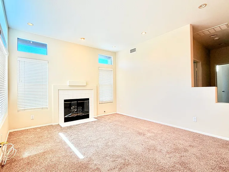 938 S Country Glen Way — Photo 7