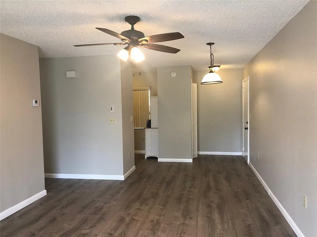 2 bed, 2.0 bath, 891 sqft, $1,495 — Photo 4