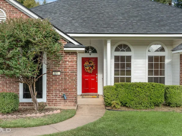 321 Blue Fox Cir, Haughton, LA 71037