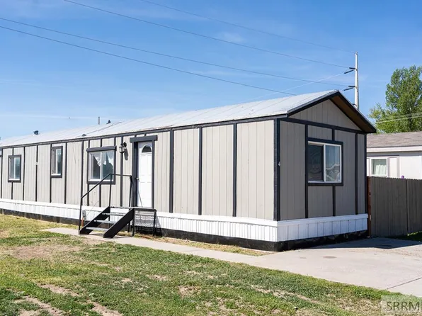 4986 S 2000 W Trailer 4, Rexburg, ID 83440