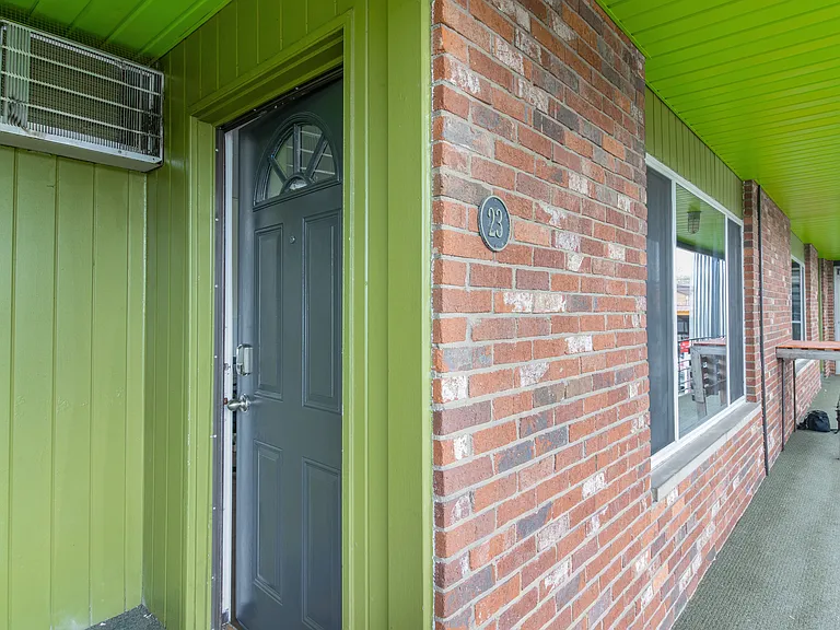 3905 Crooks Rd #23 — Photo 5