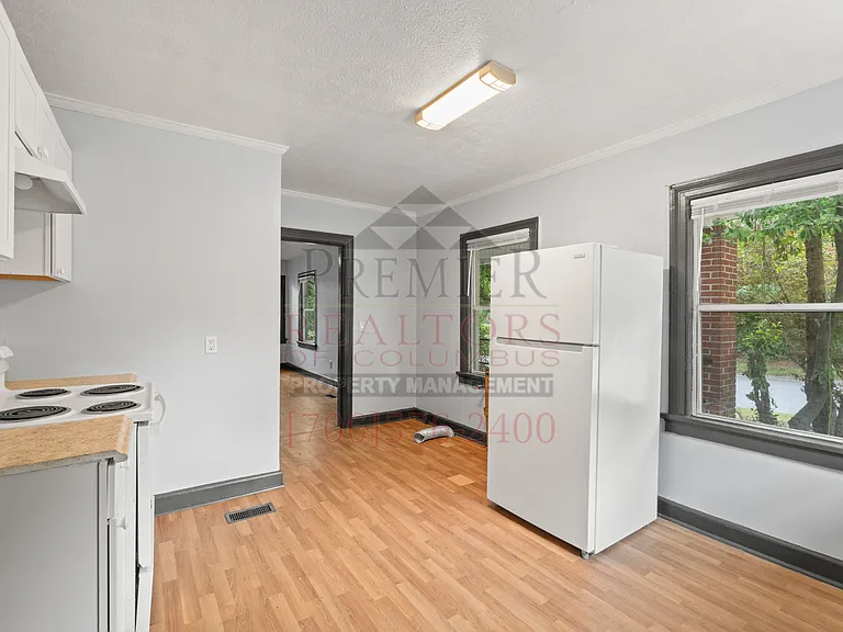 1527 11th Ave — Photo 18