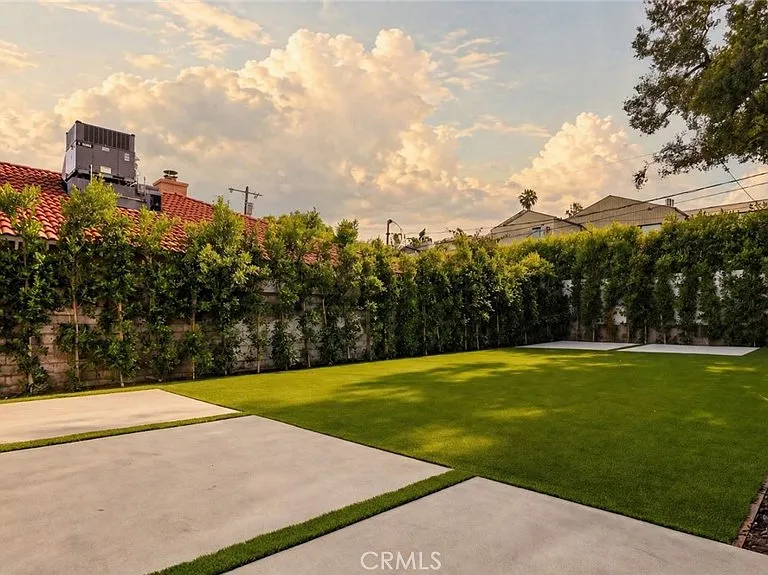 4819 Genesta — Photo 11