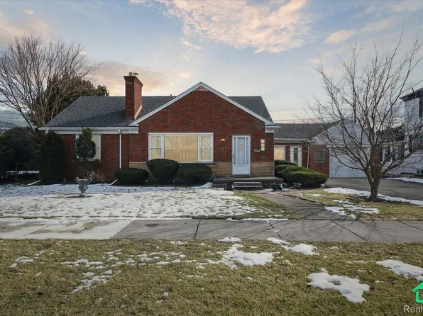 7229 Rosedale Blvd, Allen Park, MI 48101