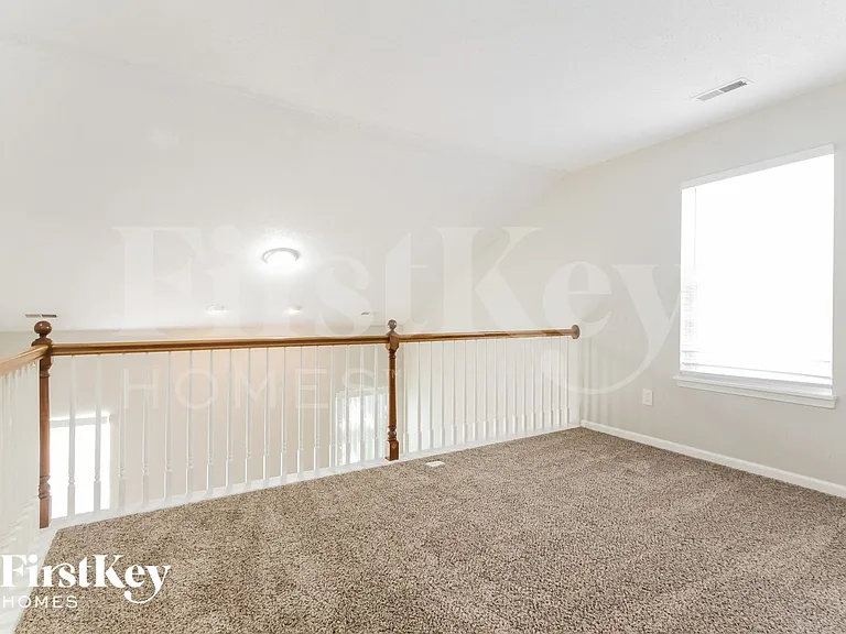 7126 Parklake Pl — Photo 5