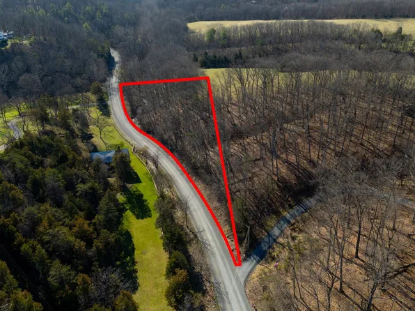 Huttle, Middletown, VA 22645