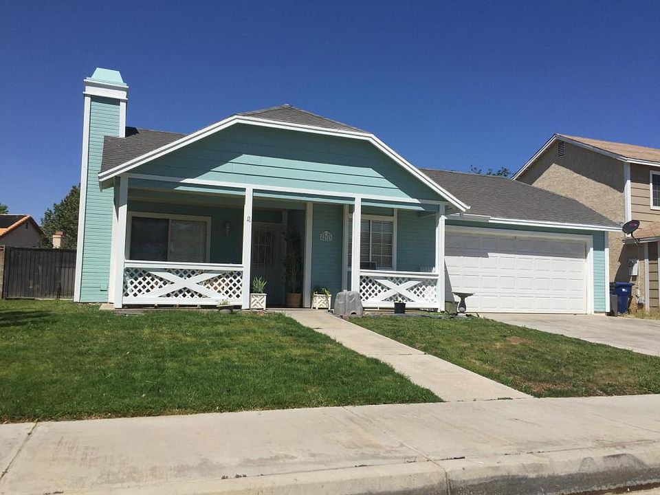 1st image of 42929 Lemonwood Dr