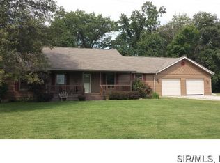 40 Smith Rd, Nashville, IL 62263