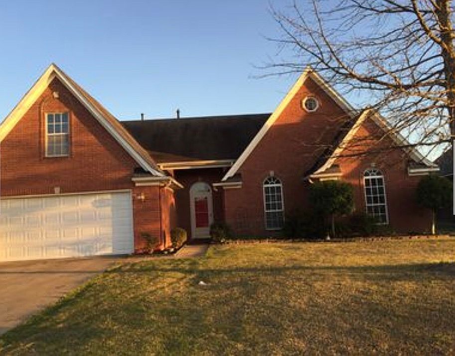 1st image of 2797 Pinnacle Dr