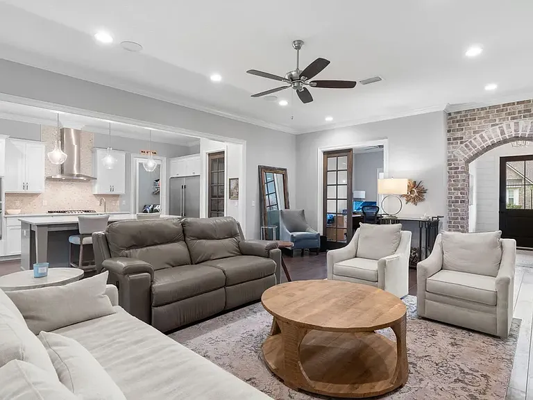 210 Revana Way — Photo 15