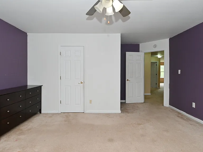 1043 Rentham Ln — Photo 48