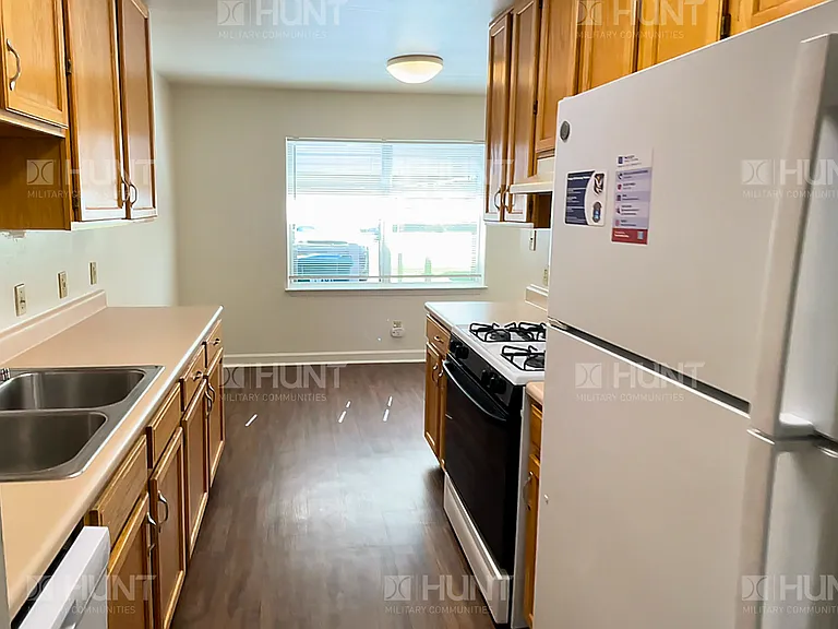 1450A Grissom Ct — Photo 9