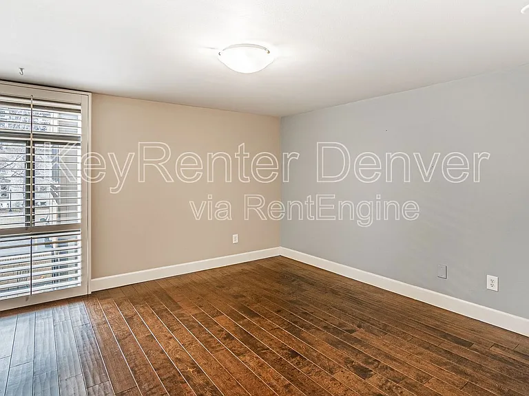 800 N Pearl St #202 — Photo 2