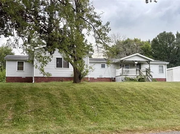 202 N Main St, Oregon, MO 64473