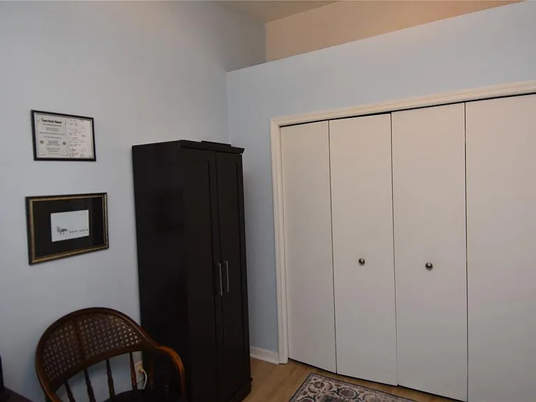 4941 SW 10th Ln — Photo 35