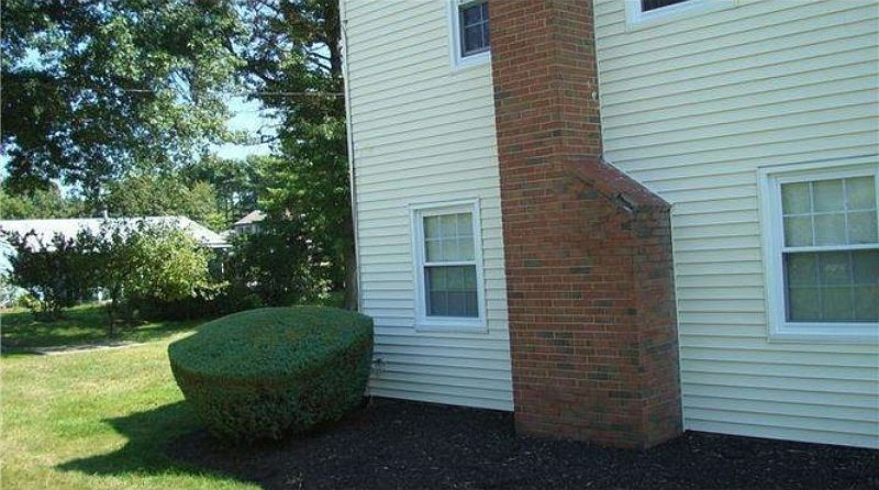 2nd image of 44 Trescott Ln