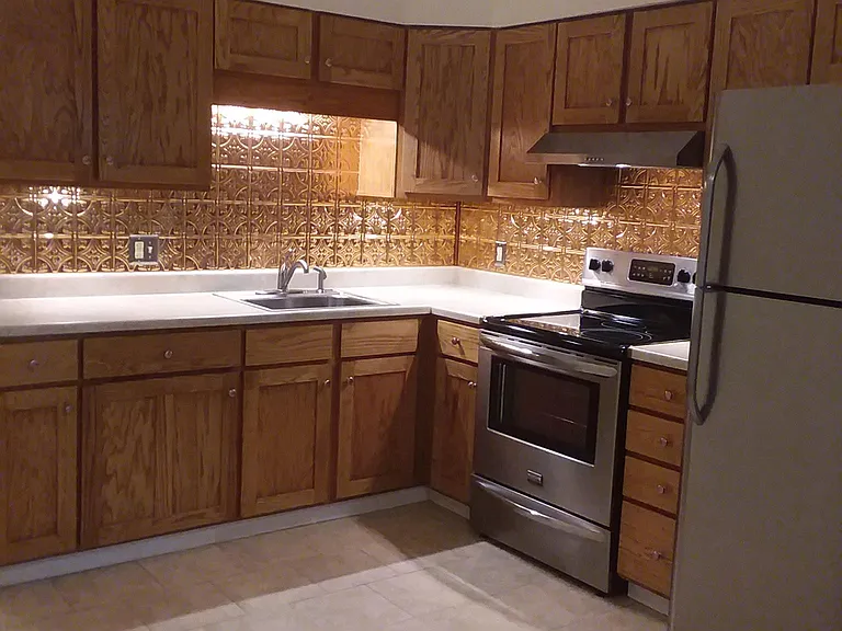 52-54 Webster St #4 — Photo 11