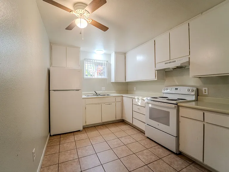 5944 Park Ave #5956 — Photo 15