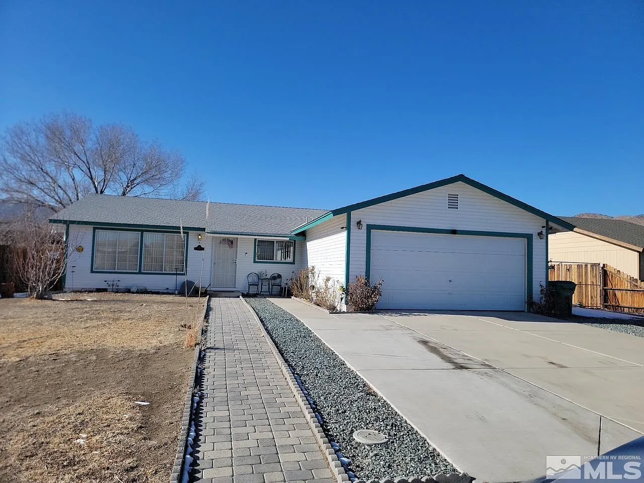 917 Nicole St photo 1